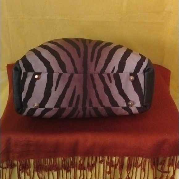 Coach Madison Phoebe shoulder bag with purse charm - Picture 6 of 12